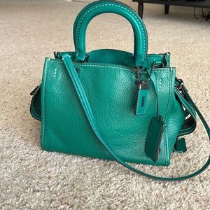 Rogue 25 54536 Forest Green